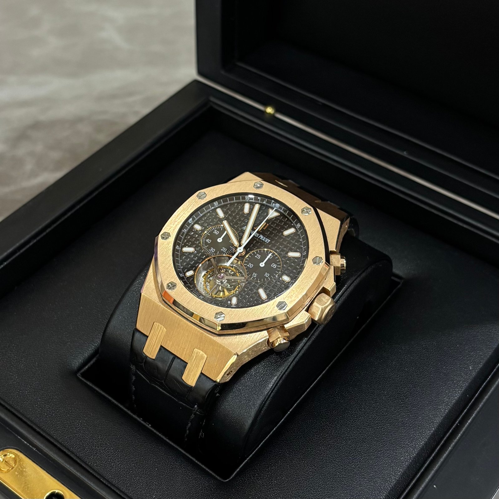 Audemars Piguet Royal Oak Series 259770R.00.D002CR.01 Watch